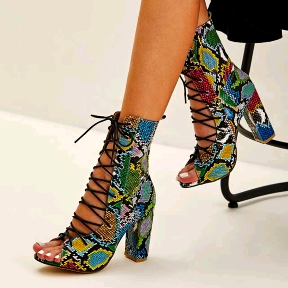 Faux Snakeskin Chunky Heeled Boots - Picture 1 of 7